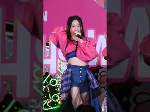 201107 BNK48 Pun - BNK Festival @ Central Festival Hatyai [Portrait Fancam 4k60p]