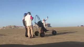 preview picture of video 'Trip Oman: Paramotor Trike'