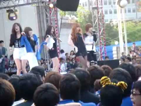 [FANCAM] 100513 4minute - Hot Issue @ Yonsei Festival Akaraka