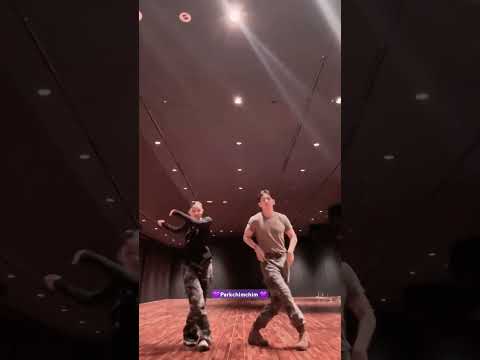 Bheegi bheegi Raton mein 🌃🌧 #bts #youtubeshorts #hindisong #v #taehyung #dance #btsmember