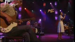 12 Heartstopper - Live Emilíana Torrini FULL CONCERT Montreux Jazz Festival 2005