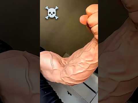 lots of veins already popping 🔥#veins​ #forearm​ #gains​ #gripstrength​