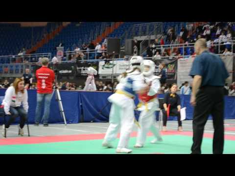 Uliana Seredenko (siro) Ukraine - Kristina Vegh (aka) Hungary - 2 fight