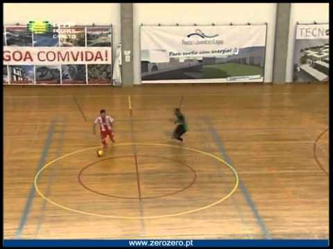 Operário 4-2 Leões Porto Salvo