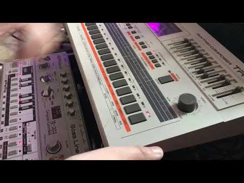 Roland TB-303 and TR-707 Drum and Bass