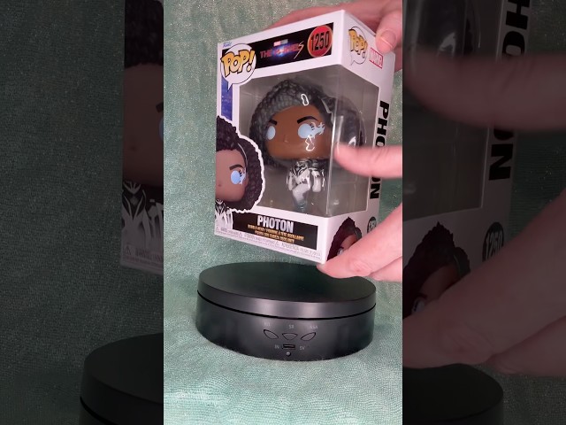 Vídeo relacionado con Funko Pop! Vinyl: The Marvels - Photon - Figura de Vinilo Coleccionable - Idea de Regalo- Mercancia Oficial - Juguetes para Niños y Adultos - Movies Fans - Muñeco para Coleccionistas y Exposición