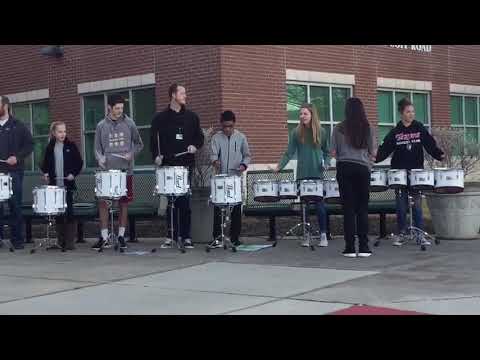 12 drummers drumming