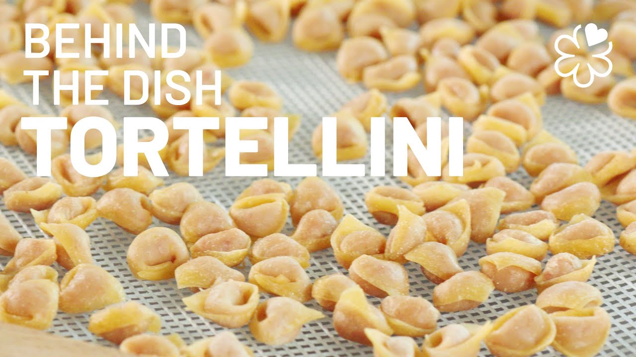 Massimo Bottura: come preparare i mitici tortellini in crema di Parmigiano Reggiano