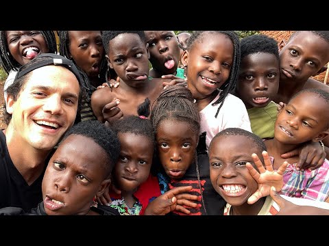 The lives of children in African ghettos 🇺🇬