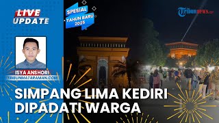 Saksikan Pesta Perayaan Tahun Baru, Ribuan Orang Padati Ikon Kota Kediri Monumen Simpang Lima Gumul