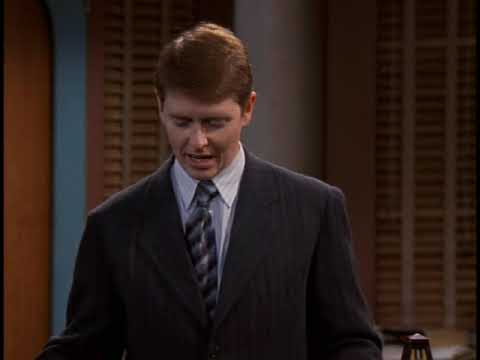 NewsRadio S04E12   Who's the Boss 1
