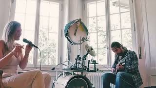 Nyna Dubois - Professionelle Sängerin mit eigener Pianobegleitung (Pop/Soul)