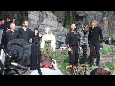 Wardruna, Aurora and Oslo Fagottkor: "HELVEGEN"