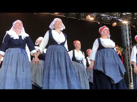 Cercle de Saint-Evarzec - Festival de Cornouaille 2022