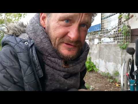 @pakosnake#bezdomni #odc 1 Paweł Marcin samo życie jak zarabiają co jedzą ?