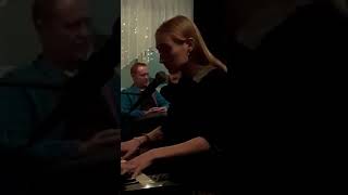 Anastacia - Who's gonna stop the rain (live-cover by Anuschka)