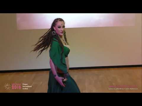 Bára Mólová - Shams El Shamouseh