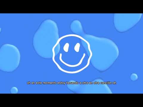 MOMENTO - DANNY CHINO ft. OKEI FLOU (Lyric Video)