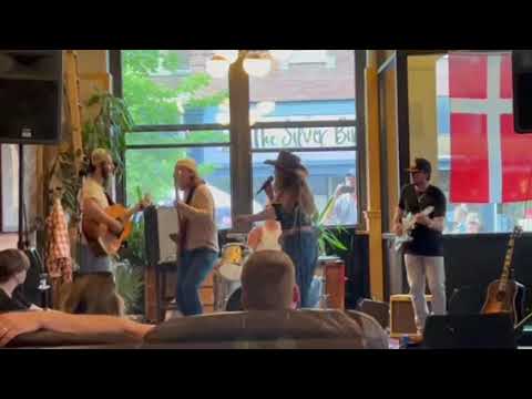 Promotional video thumbnail 2 for Morgan Higman & The Sticks