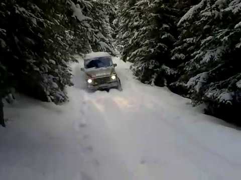 Off Road Mercedes G Class 300 Turbo Diesel in Snow