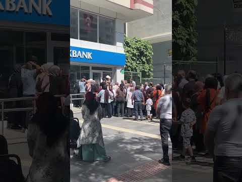 Aile Kartı Yoğunluğundan Dolayı Bankalar Pazar Günü Mesai Yaptı #keşfet #batman #keşfetbeniöneçıkar