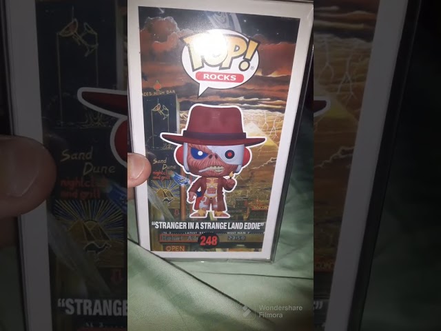 Vídeo relacionado con Funko Pop! Stranger in a Strange Land Eddie - Iron Maiden Chase incluido con un protector de pop-Byrons Attic