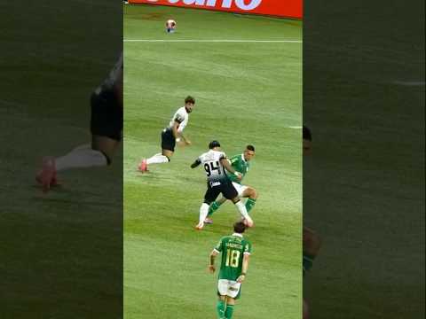 DRIBLE HUMILHANTE DE MEMPHIS DEPAY! #memphis #memphisdepay #skills