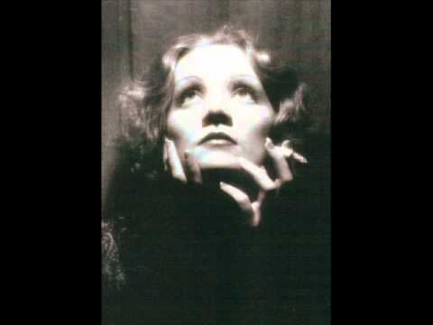 Marlene Dietrich - Ich bin die fesche Lola - 1930