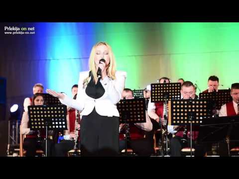 Pihalni orkester KD Ivan Kaučič Ljutomer in Nuša Derenda