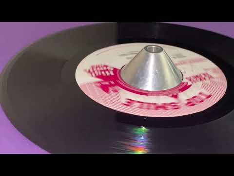 HIGH SMILE HI FI ~ Version (KOA ALOY ~ Tell Dem Again, B Side)