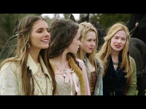 Mary arrives in France meets everyone / Reign S01E01