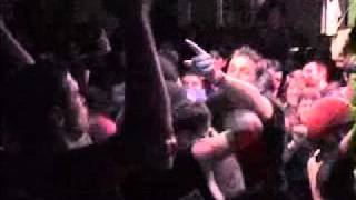 Throwdown  santacruzvetshall  04 27 00   Get Sick