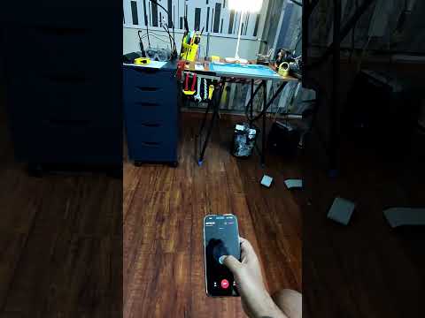 ESP32 micro remote-controlled car