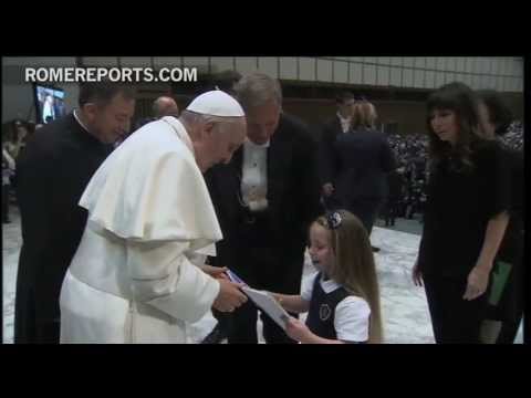 Espontánea charla del Papa con los niños