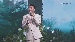 Download lagu Rizky Febian - Seperti Kisah (Live at Insert Fashion Awards 2021) mp3