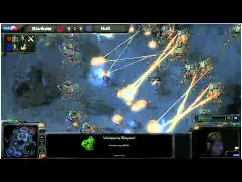 HuK(P) vs. Kiwikaki(P) Winners Bracket Clip - "War of The Worlds" Huge Battle