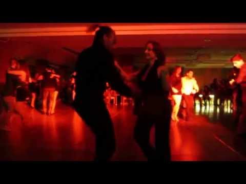 LOVES KIZOMBA 2015: Morenasso Sensualonda & Bea dancing an improptu semba