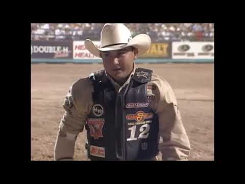 Gilbert Carrillo vs Red Lightning - 00 PBR Laughlin (86.5 pts)
