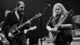 Tedeschi Trucks Band feat. Warren Haynes- Soul Serenade (Beacon Theatre- Fri 10/7/16)