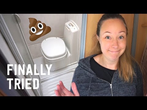 💩Using Caravan Toilet Cassette With Happy Bowl Liner