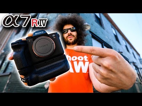 External Review Video cgYoe1pQUzM for Sony A7R IV / A7R IVa (A7R4) Full-Frame Mirrorless Camera (2019)