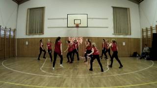 preview picture of video 'Vánoční vystoupení Aerobic Dance Domažlice 2013 - juniorky'