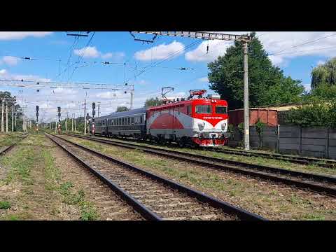 R5732 Cacica-Suceava cu locomotiva EG113(dep.SV), intră in gara Suceava.