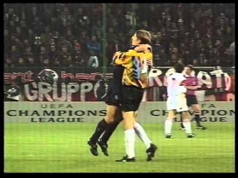 AC Milaan - Ajax 0-2 Highlights | Seizoen 1994 -1995 | Champions League | Video | Studio Sport