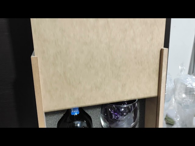 Vídeo relacionado con Wanapix | Caja de Vino Personalizada con Fotos y Textos | Caja de Madera con Tapa Corrediza y Asa | Capacidad 1 Botella | Regalo Boda | 11 x 37,5 x 10,5 cm