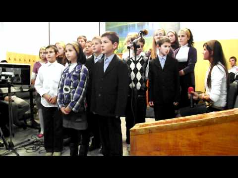 Corul de copii -  Ascultă picurii de ploaie