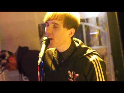 Reggiimental & Matt Henshaw live @ The Vines in Derby