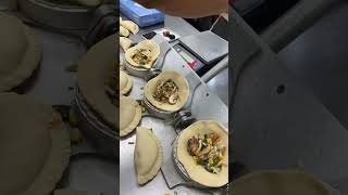 Download lagu Insane Empanada Maker! mp3 Download lagu Insane Empanada Maker! mp3