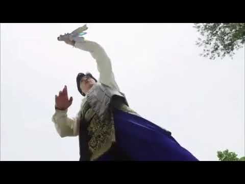 Ultraman Ribut Transform