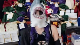 Sharkson twerked.
